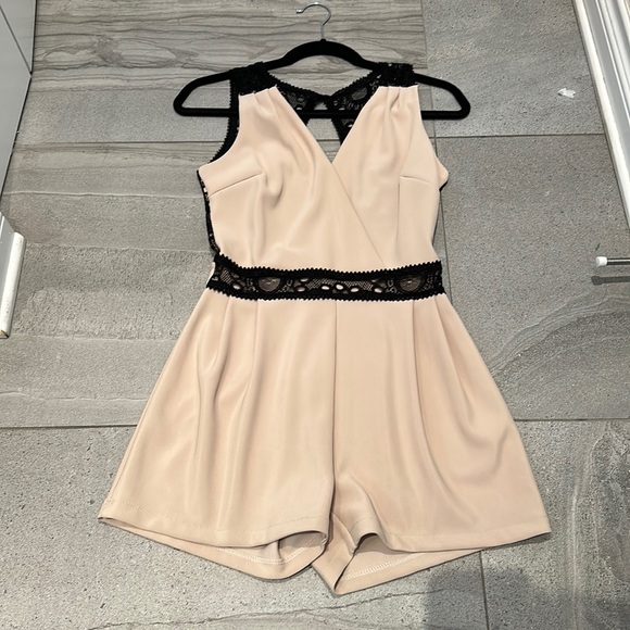 Pants - Romper black lace open back